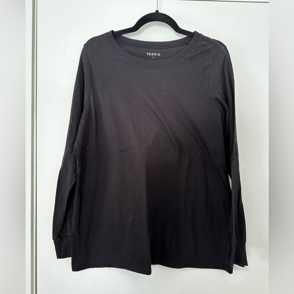 Torrid Women’s Black Crew Neck Long Sleeve Shirt XL